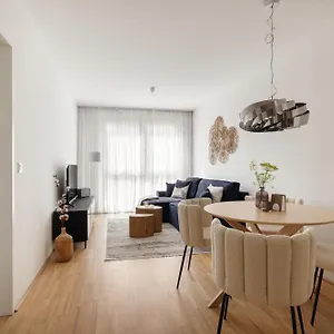 Coho Mit Hauseigener Tiefgarage Apartment